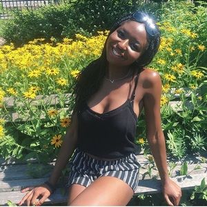 Meet your Posher, Lilian